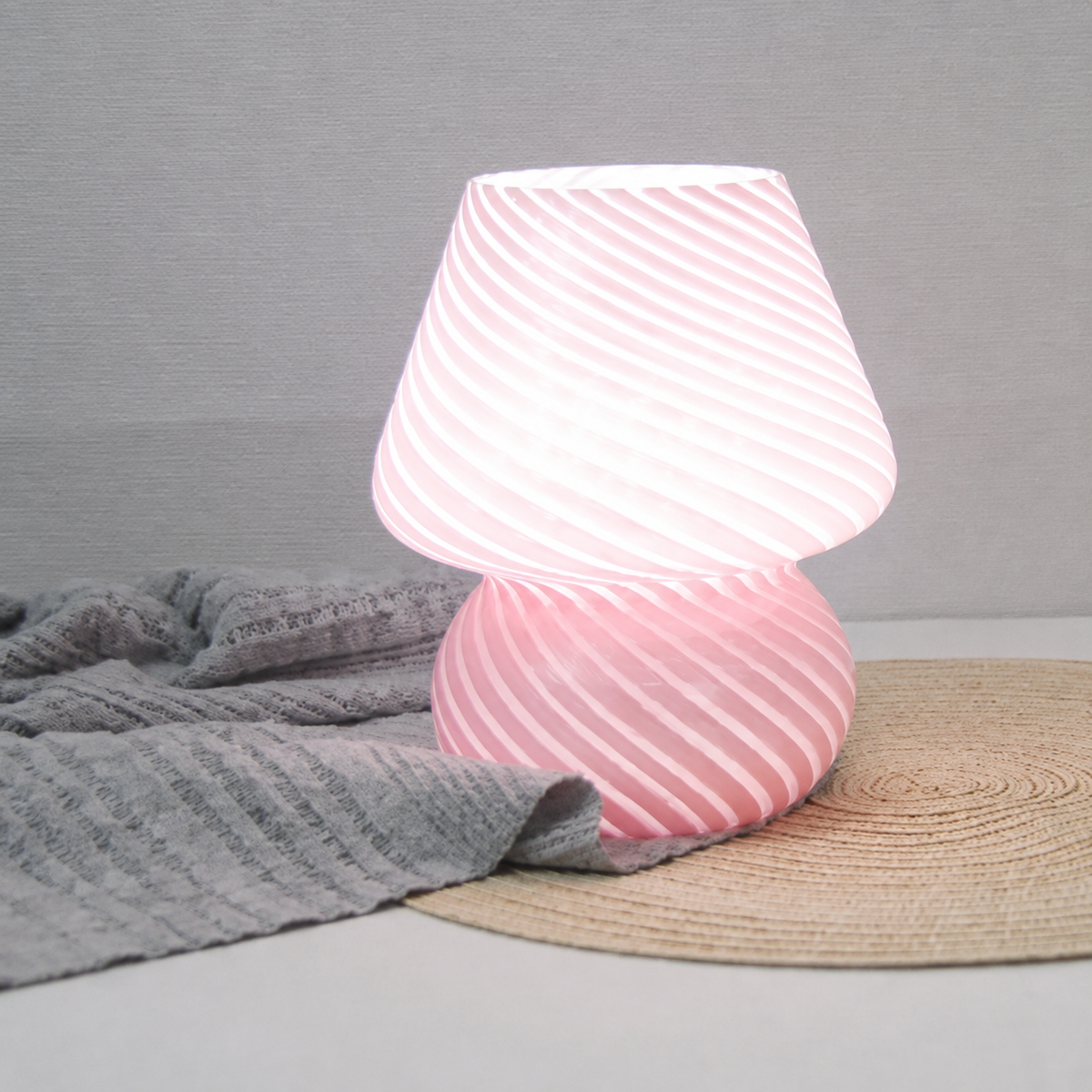 Modern Swirl LED Table Lamp – Aesthetic Mushroom Bedside Light